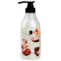Шампунь для волос 3W Clinic Черный чеснок More Moisture Black Garlic Shampoo 1,5л 